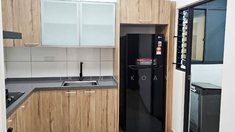 Kondominium untuk Disewa di Waterside Residence - Irving Koay - Kitchen - PropertyGuru.com.my