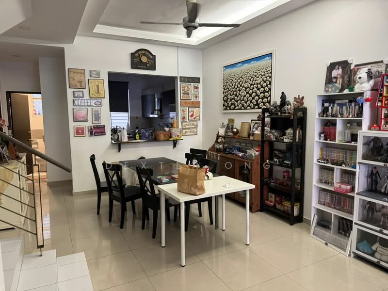 Rumah Teres 2 Tingkat untuk Dijual di Kota Emerald (Rawang) - Dexter Ong - Dining Room - PropertyGuru.com.my