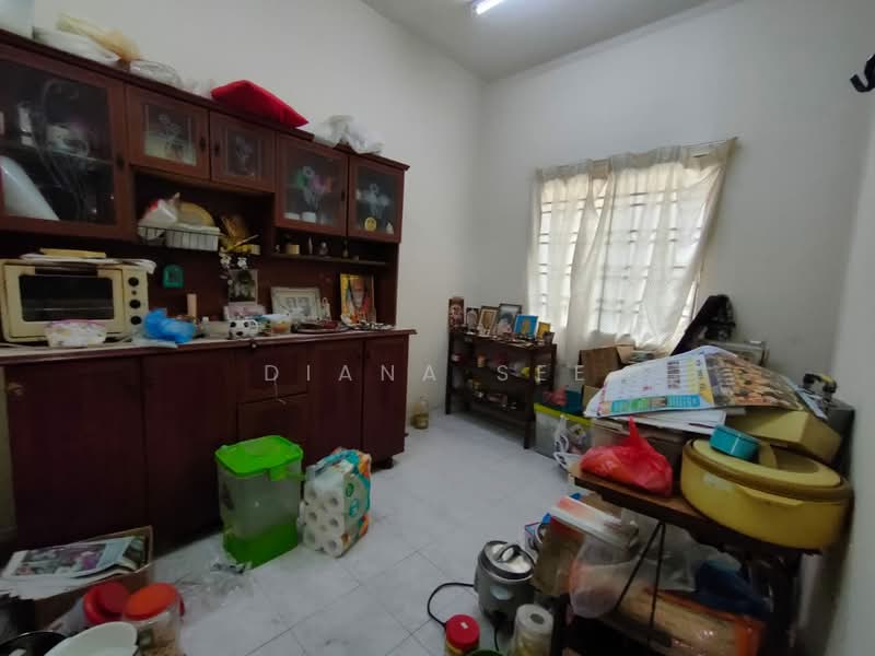 Rumah Teres 2 Tingkat untuk Dijual di Bandar Bukit Tinggi 2 (Klang) - Diana See - Kitchen - PropertyGuru.com.my