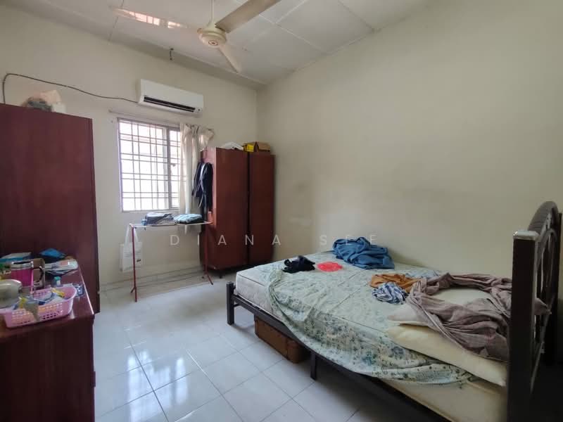 Rumah Teres 2 Tingkat untuk Dijual di Bandar Bukit Tinggi 2 (Klang) - Diana See - Bedroom - PropertyGuru.com.my