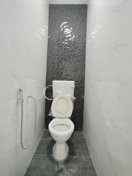 1-storey Terraced House for Sale in Sungai Lalang (Kedah) - Henry Ng - Bathroom - PropertyGuru.com.my