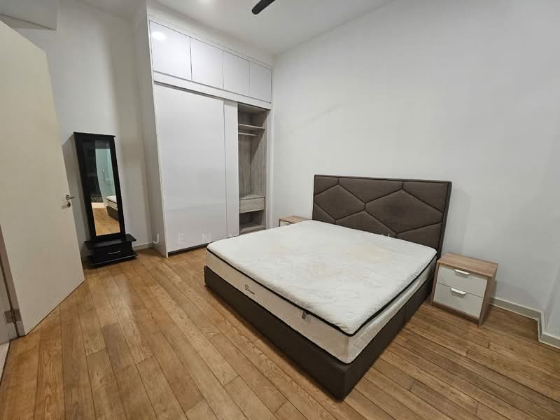 Servis Apartment untuk Disewa di Vogue Suites One - Jenny Puah - Bedroom - PropertyGuru.com.my