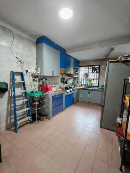 1-storey Terraced House for Sale in Taman Johor Jaya (Johor Bahru) - Iden Tan - Kitchen - PropertyGuru.com.my