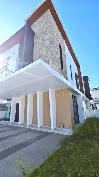 Bungalow for Sale in Setia Eco Gardens (Gelang Patah) - Karl Lim - Exterior - PropertyGuru.com.my