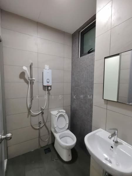 Pangsapuri untuk Disewa di D7 (D'Seven Lagoon Perdana) - Kris Kim - Bathroom - PropertyGuru.com.my