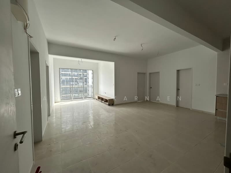 Kondominium untuk Dijual di Residensi Adelia 2 - Adi Zulkarnaen - Living Room - PropertyGuru.com.my