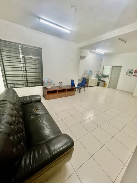 Rumah Teres 2 Tingkat untuk Disewa di Johor Bahru (Johor) - Edmund Ling - Living Room - PropertyGuru.com.my