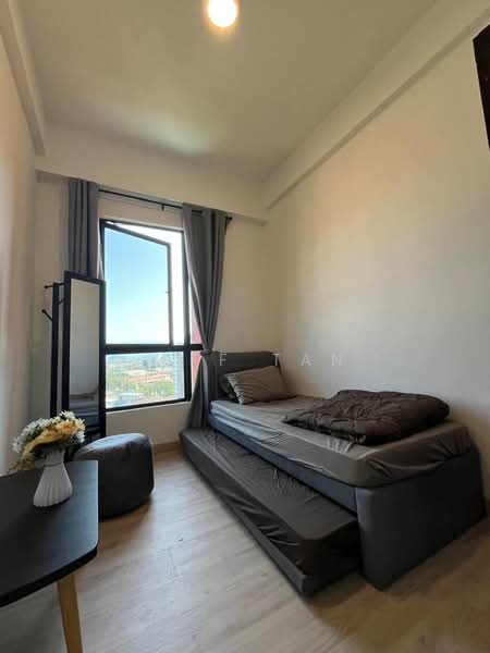 Condominium for Rent at Piccadilly - Jeff Tan - Bedroom - PropertyGuru.com.my