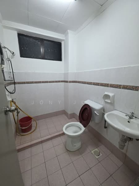 Condominium for Rent at Skudai Villa - Jony Jong - Bathroom - PropertyGuru.com.my