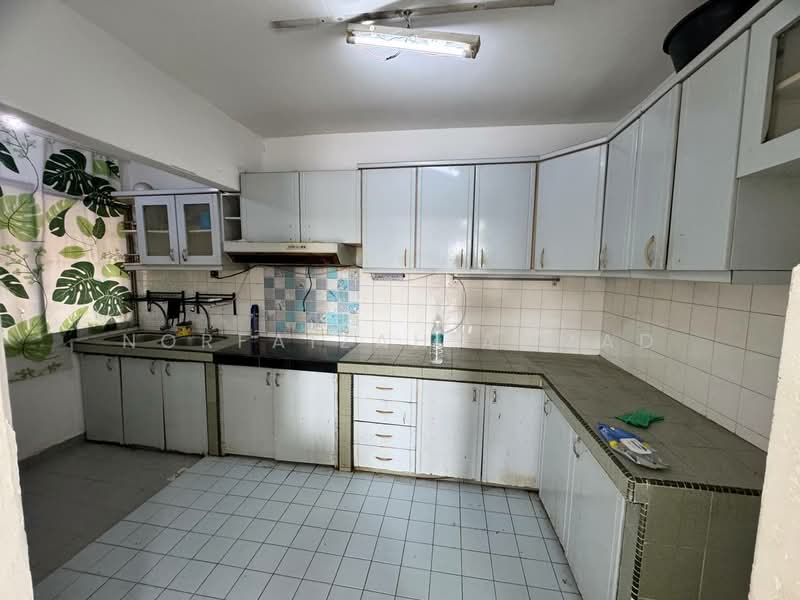 Pangsapuri untuk Dijual di Pangsapuri Bukit Kuda - Norfaizah Ahmad - Kitchen - PropertyGuru.com.my