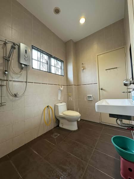 Rumah Teres 2.5 Tingkat untuk Dijual di Puchong (Selangor) - Jayden Lee - Bathroom - PropertyGuru.com.my