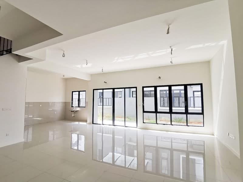 Semi-Detached House for Sale in Sungai Buloh (Selangor) - Yeong Wan Chi - PropertyGuru.com.my