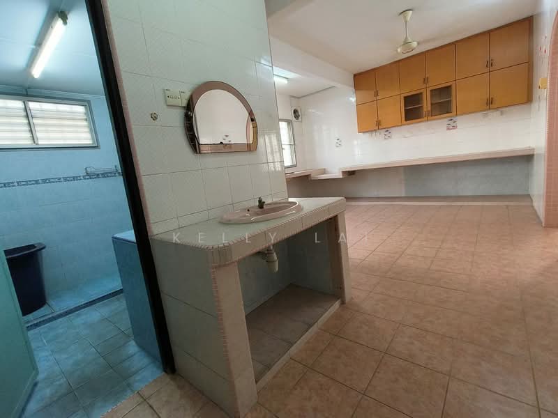 Rumah Teres 2 Tingkat untuk Dijual di Taman Kepong (Kepong) - Kelly Lai - Kitchen - PropertyGuru.com.my