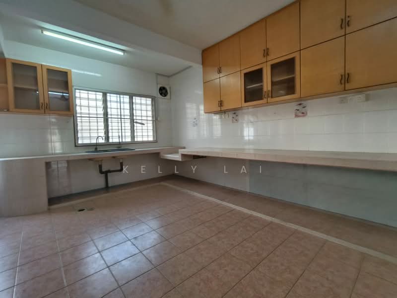 Rumah Teres 2 Tingkat untuk Dijual di Taman Kepong (Kepong) - Kelly Lai - Kitchen - PropertyGuru.com.my