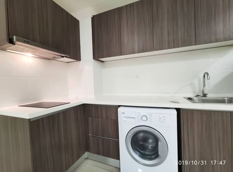 Service Residence for Sale at HYVE - Calvin Goh - Kitchen - PropertyGuru.com.my