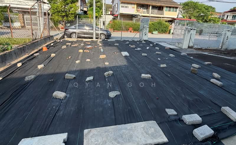 Terraced House for Sale in Island Glades (Jelutong) - Qyan Goh - Exterior - PropertyGuru.com.my