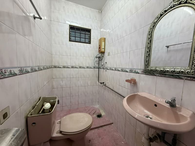 2-storey Terraced House for Rent in Bandar Menjalara (Kuala Lumpur) - Kim Meng Lew - Bathroom - PropertyGuru.com.my