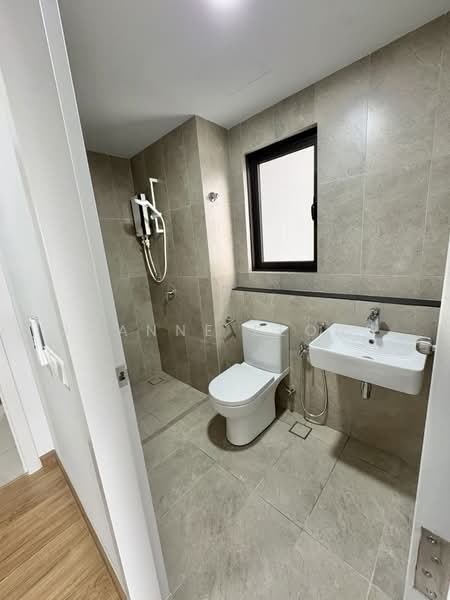 Kondominium untuk Disewa di KAIA Heights Equine - Joanne Leong - Bathroom - PropertyGuru.com.my