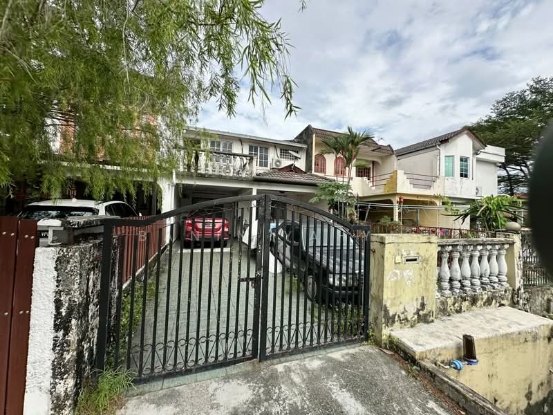 Terraced House for Sale in Klang (Selangor) - Banin Yahya - Exterior - PropertyGuru.com.my