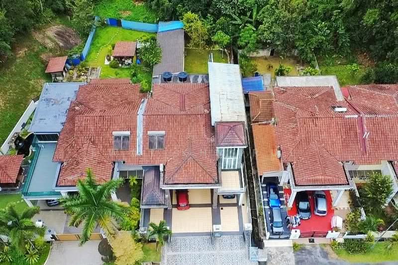 Rumah Berkembar untuk Dijual di Ampang Jaya (Ampang) - Ewat Khairul - Exterior - PropertyGuru.com.my