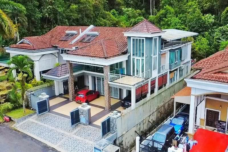 Rumah Berkembar untuk Dijual di Ampang Jaya (Ampang) - Ewat Khairul - Exterior - PropertyGuru.com.my