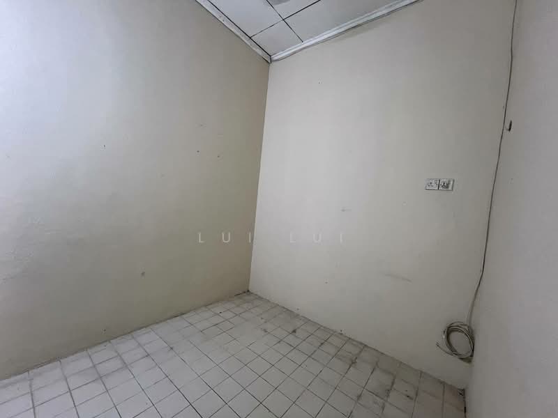 Rumah Teres 1 Tingkat untuk Dijual di Taman Pasir Putih (Pasir Gudang) - Lui Lui - Bedroom - PropertyGuru.com.my