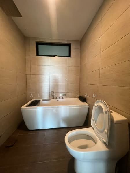 Service Residence for Rent at Molek Regency - Alan Tham - Bathroom - PropertyGuru.com.my