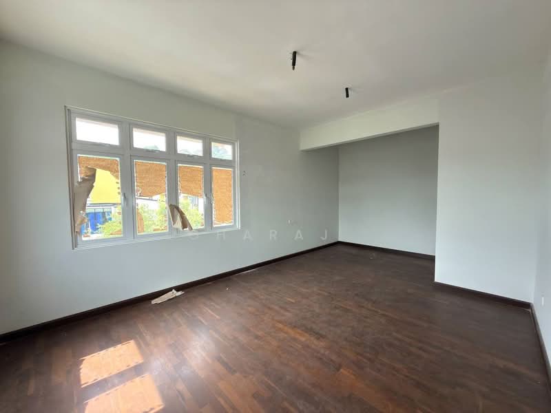 Untuk Dijual - Tijani Ukay