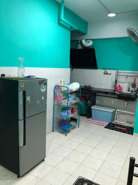 Apartment for Sale at Taman Langat Murni Apartment - Syazue Wanie Wanie - Kitchen - PropertyGuru.com.my