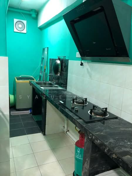 Apartment for Sale at Taman Langat Murni Apartment - Syazue Wanie Wanie - Kitchen - PropertyGuru.com.my