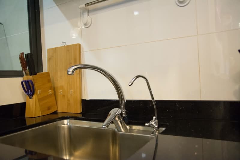 Service Residence for Rent at KL Traders Square - Jesse Choong (JC) - Kitchen - PropertyGuru.com.my