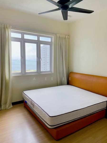 Condominium for Sale at Vertiq - A Ee Ee - Bedroom - PropertyGuru.com.my