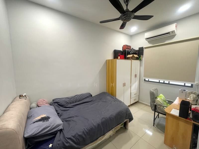 1-storey Terraced House for Sale in Permas Jaya (Johor) - Kexin Hua - Bedroom - PropertyGuru.com.my