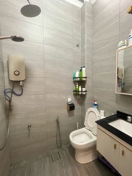 1-storey Terraced House for Sale in Permas Jaya (Johor) - Kexin Hua - Bathroom - PropertyGuru.com.my