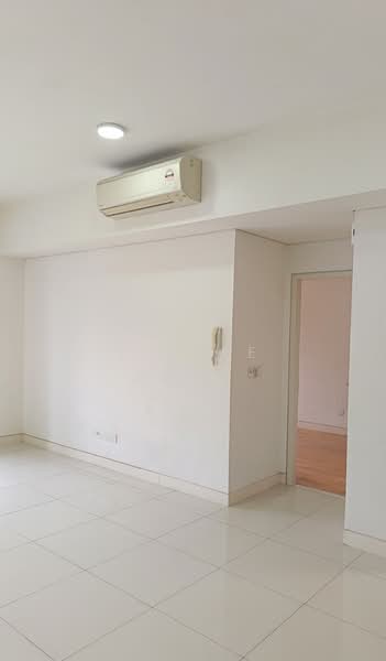 Servis Apartment untuk Disewa di Radia Residences - YC Lee - Interior - PropertyGuru.com.my