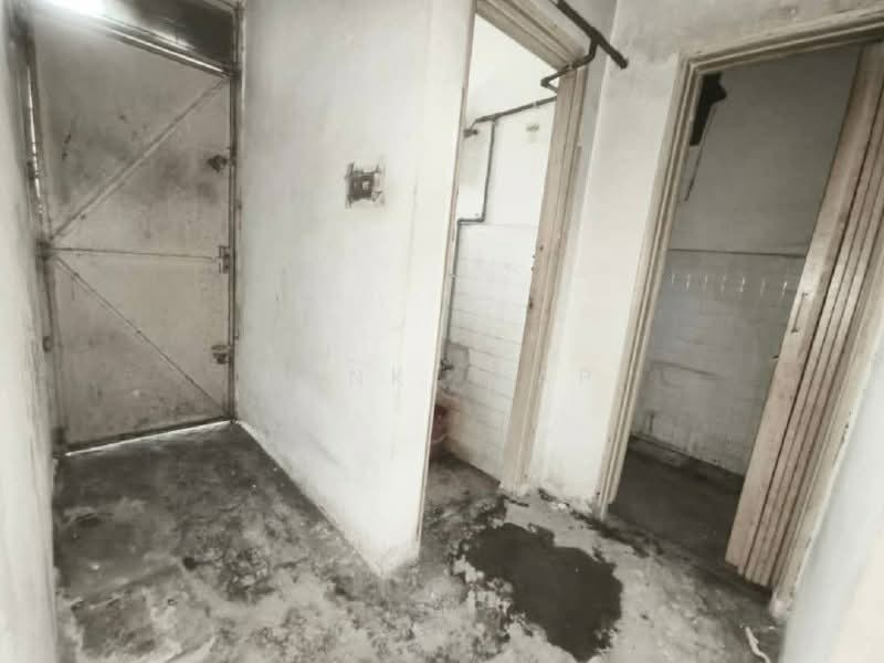 Shop for Rent in Taman Pelangi (Johor Bahru) - Genki Yap - Interior - PropertyGuru.com.my