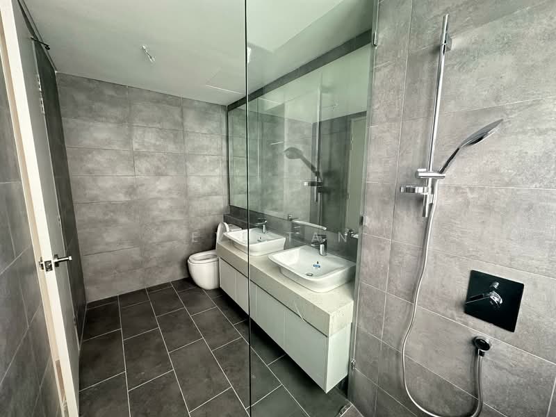 Kondominium untuk Dijual di ALIX Residences - Eve Tan - Bathroom - PropertyGuru.com.my