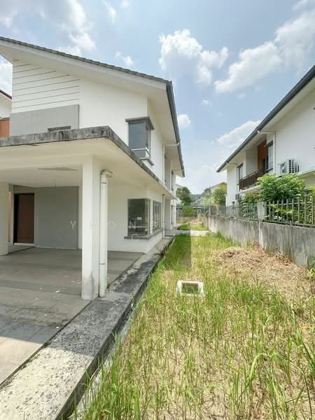 Rumah Berkembar untuk Dijual di Sungai Buloh (Selangor) - Yeong Wan Chi - Exterior - PropertyGuru.com.my