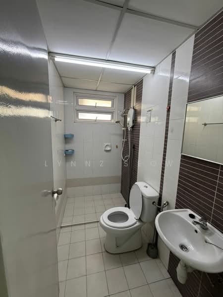 Condominium for Rent at The Spring - Lynnz Seow - Bathroom - PropertyGuru.com.my