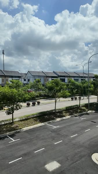 Shop / Office for Rent in Taman Bukit Kaze (Ulu Tiram) - Chloe Shum - Exterior - PropertyGuru.com.my