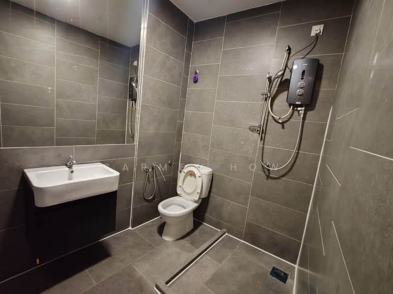Servis Apartment untuk Dijual di Empire Damansara - Carmen How - Bathroom - PropertyGuru.com.my