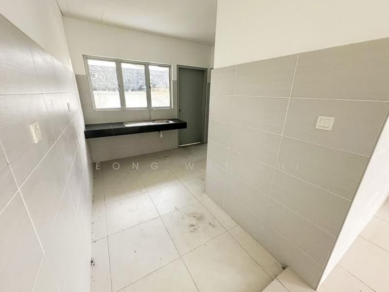Rumah Berkembar untuk Dijual di Sungai Buloh (Selangor) - Yeong Wan Chi - Kitchen - PropertyGuru.com.my