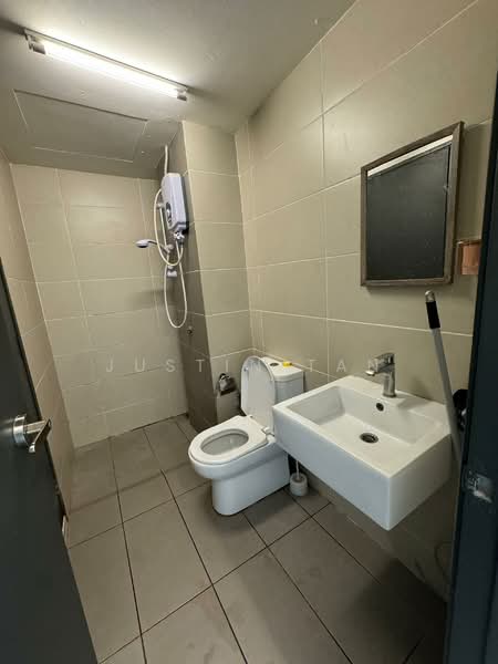 Servis Apartment untuk Disewa di Emira Residence - Justin Tan - Bathroom - PropertyGuru.com.my