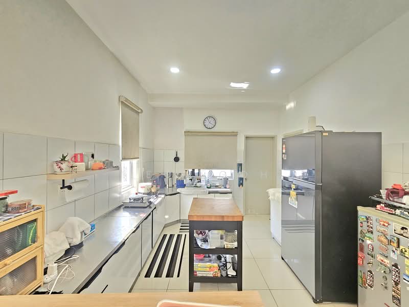 2-storey Terraced House for Sale in Bandar Rimbayu (Telok Panglima Garang) - Leon Goh - Kitchen - PropertyGuru.com.my