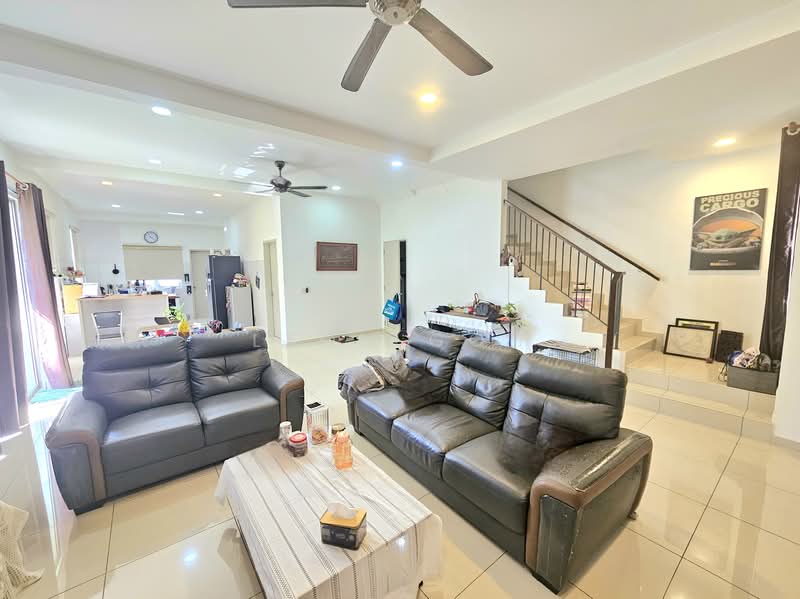 2-storey Terraced House for Sale in Bandar Rimbayu (Telok Panglima Garang) - Leon Goh - Living Room - PropertyGuru.com.my