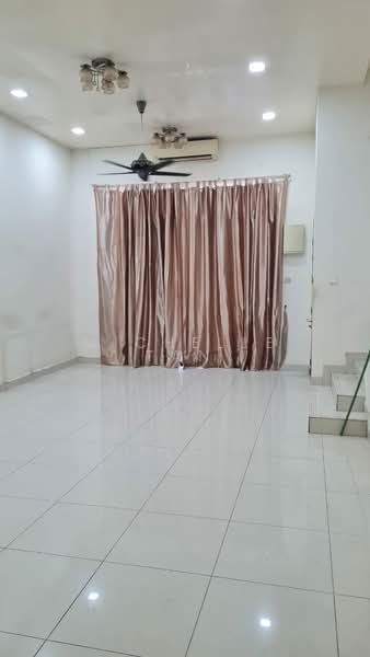 2-storey Terraced House for Sale in Puchong (Selangor) - Michelle Tan - Living Room - PropertyGuru.com.my