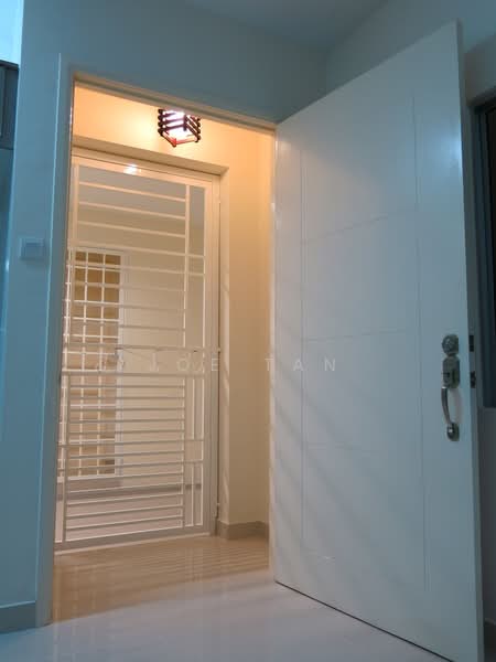 Kondominium untuk Dijual di Platinum Hill PV 2 - Joe Tan - Entrance - PropertyGuru.com.my