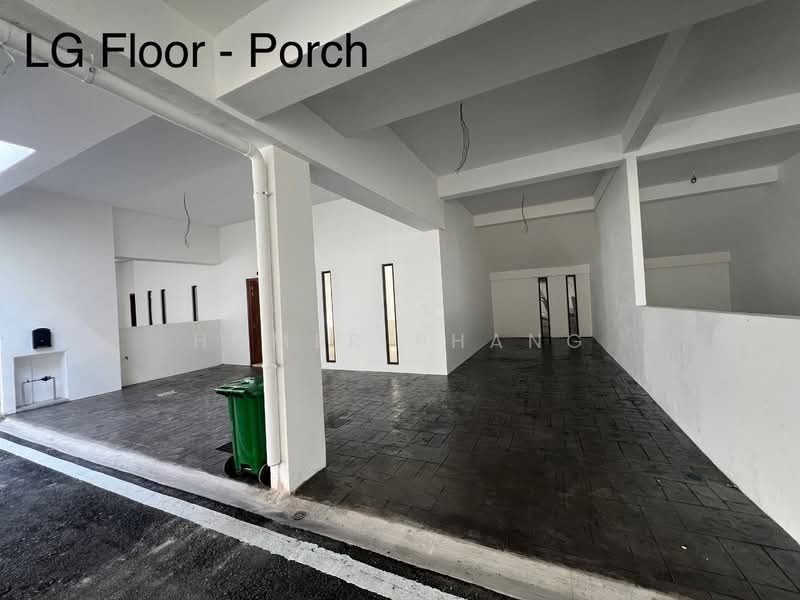 Rumah Teres untuk Dijual di Damansara Perdana (Selangor) - Homer Phang - Entrance - PropertyGuru.com.my