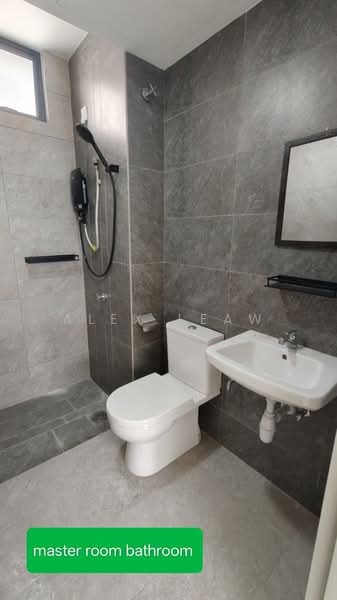 Servis Apartment untuk Disewa di Traders Park - Alex Leaw - Bathroom - PropertyGuru.com.my