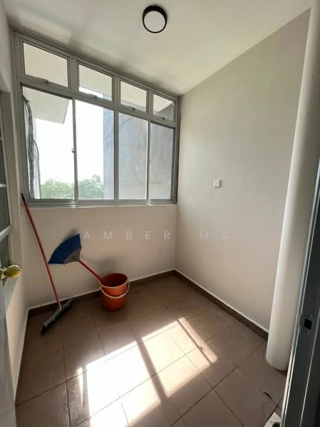 Pangsapuri untuk Disewa di M'tiara - Amber Ma - Balcony - PropertyGuru.com.my